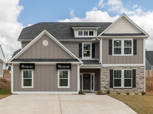 66 Orwell Dr, Fletcher, NC 28732