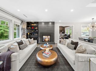 2140 Pemberton Ave, North Vancouver, BC V7P 2T1