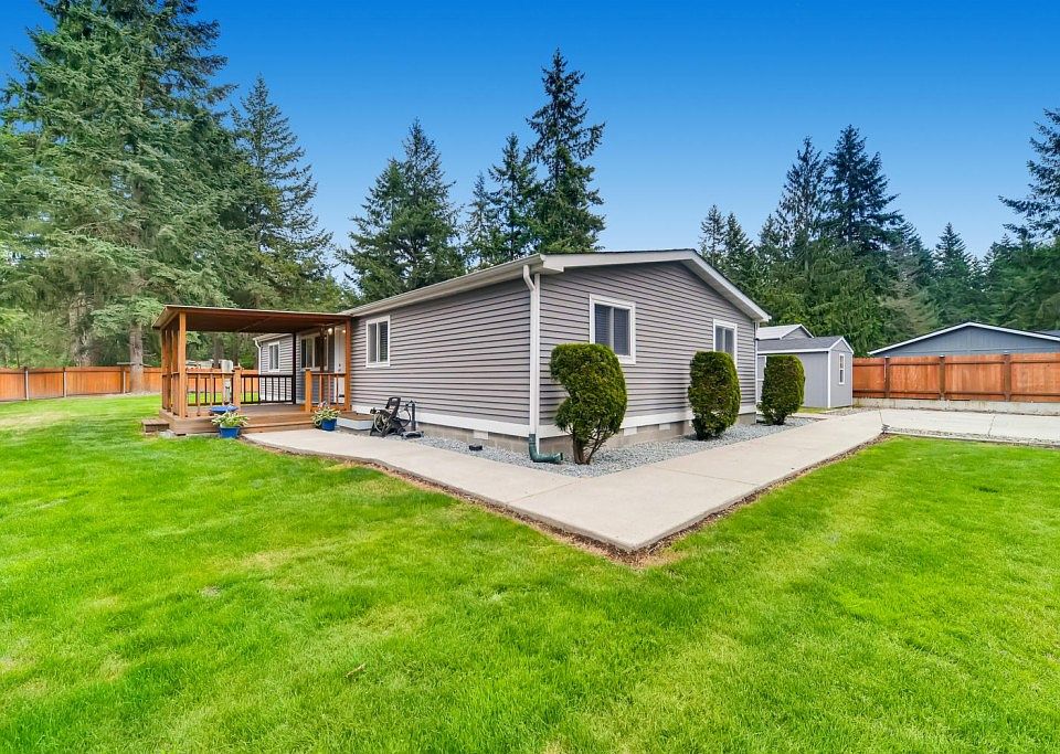 1st image of 22709 52nd Ave E