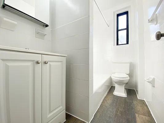 Rented by Shamco Management Corp | media 18