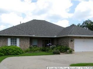 9514 False River Rd, New Roads, LA 70760