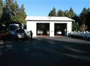 15003 Water Gap Rd, Williams, OR 97544