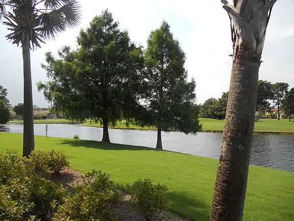 3rd image of 8594 Magnolia Bay Ln #8594