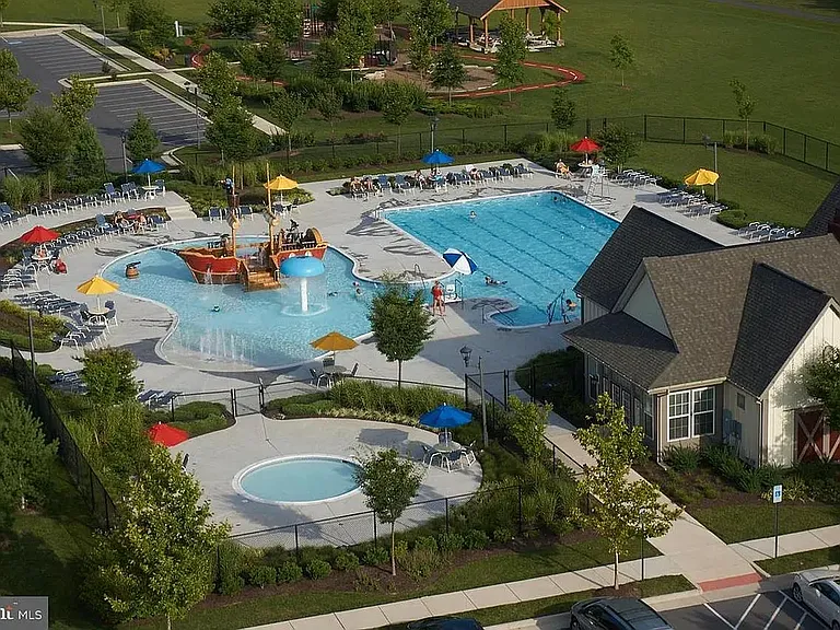 Snowden Amenities
