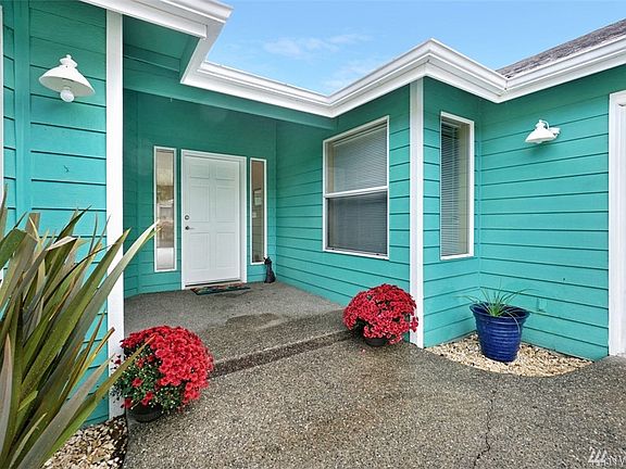 4th image of 5326 S Island Dr E