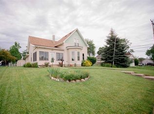 210 W Ellsworth St, Columbia City, IN 46725