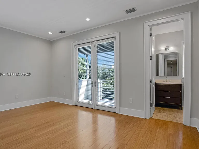 3072 Carter St — Photo 14