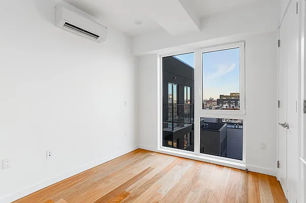 Rented by ERNY LLC | media 12