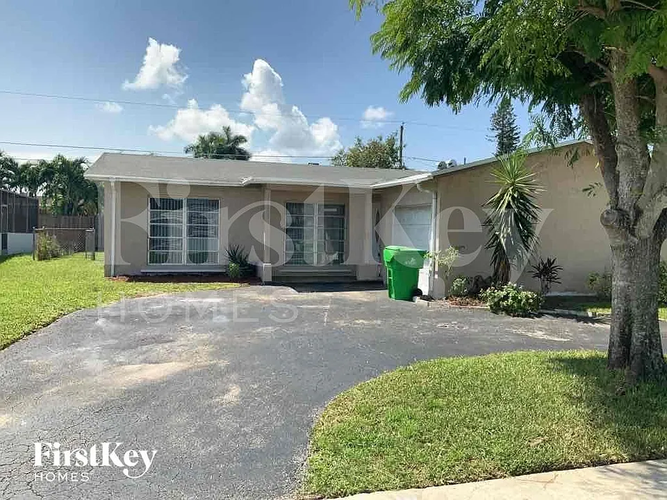 11410 NW 40th Pl