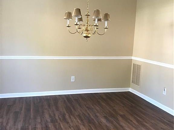 4th image of 279 Hardin Home Way
