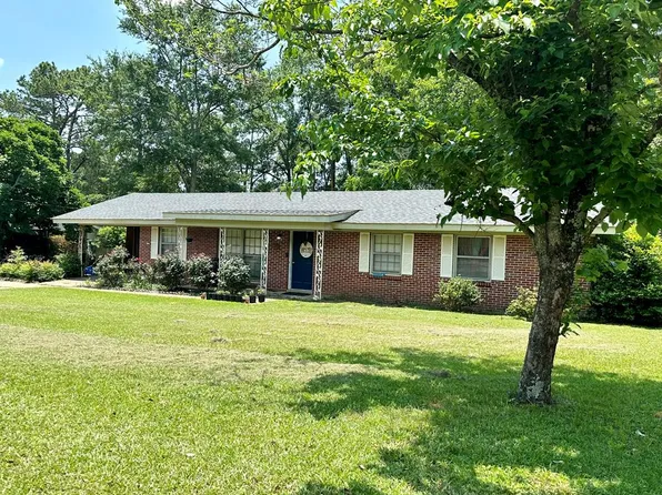 106 Kinnon Dr, Enterprise, AL 36330