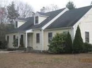 97 Main St, Douglas, MA 01516