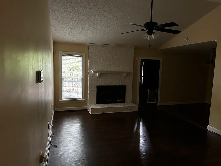 210 Hawthorne Ln W #5A — Photo 14