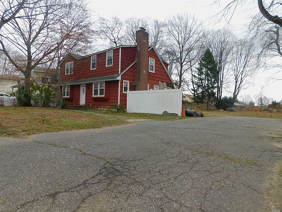 5th image of 156 Farmers Ave