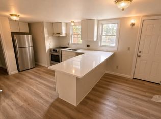 24 Greene St #1R, Warren, RI 02885