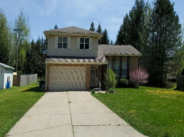 2949 Lorraine St, Marlette, MI 48453