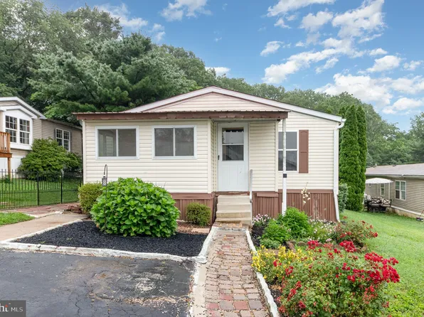 11 Tyler Dr, New Providence, PA 17560