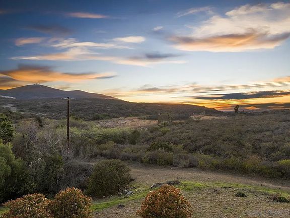 5th image of 15730 Camino Crisalida