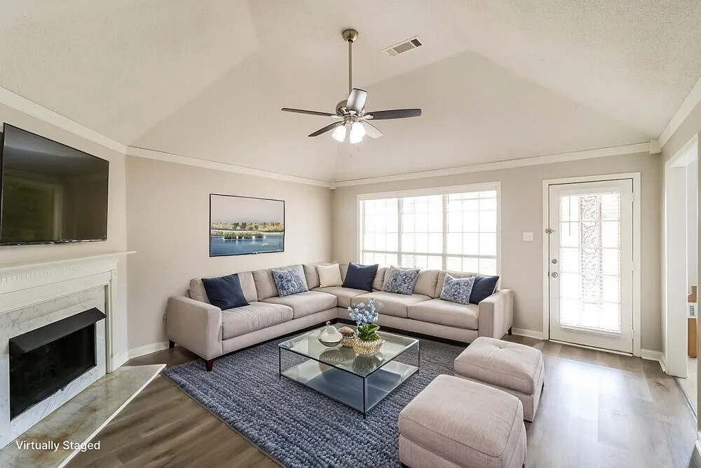 3 bed, 2.0 bath, 1447 sqft, $1,925 — Photo 4