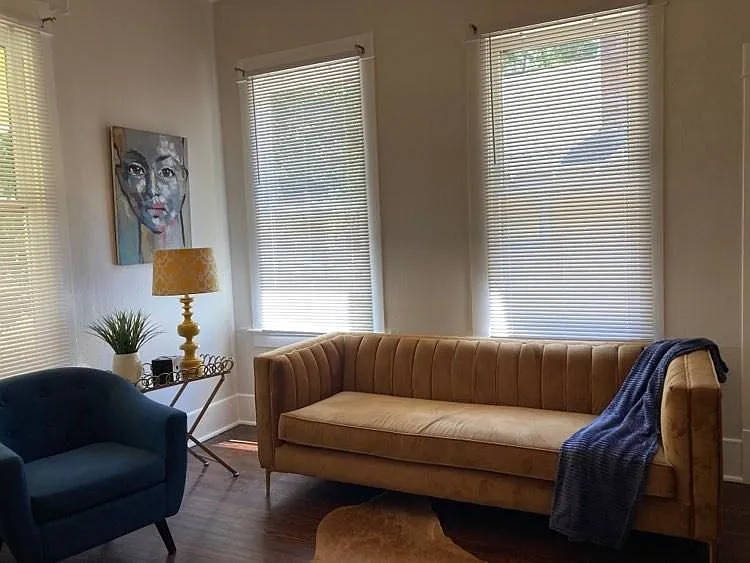 1 bed, 900 sqft, $1,950 — Photo 4