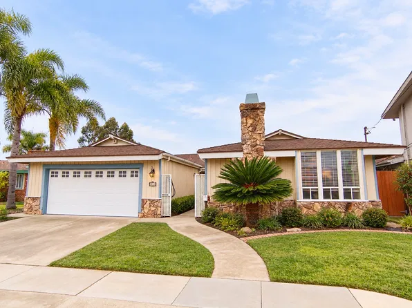 5910 Carnegie St, San Diego, CA 92122