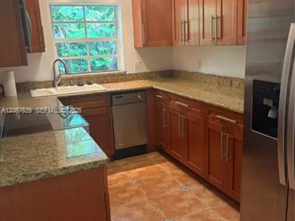 6625 Nervia St #6625, Miami, FL 33146