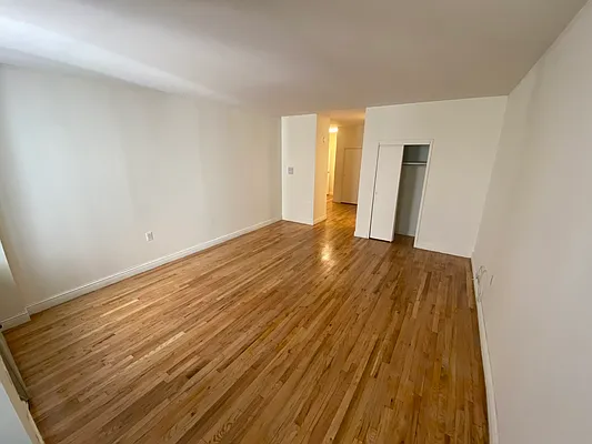 Rented by FirstService Realty (legacy) | media 21