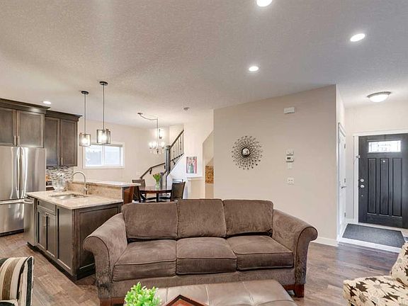 4th image of 309 E 15th Ave NE #2