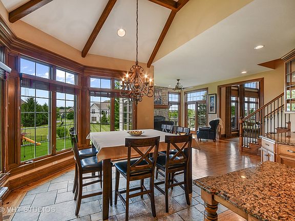 5th image of 4155 River View Dr