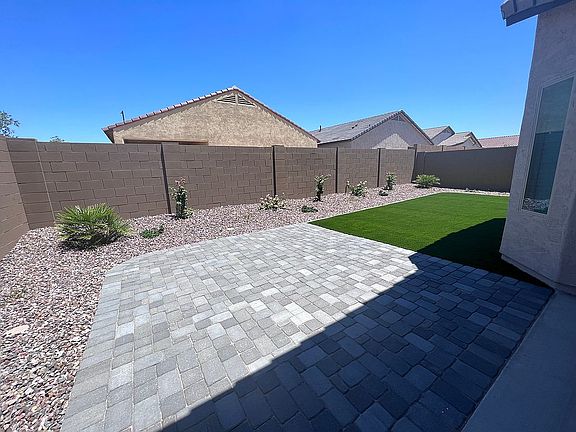 3rd image of 6724 W Pleasant Oak Ct