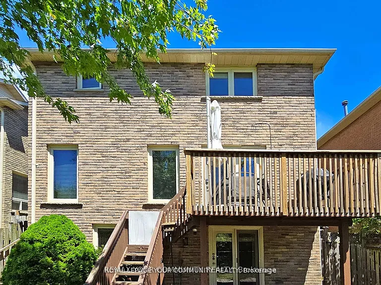 52 Eleanor Cir #LOWER — Photo 36