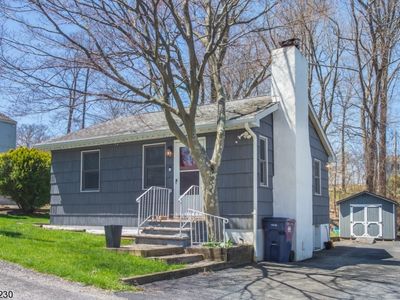 4 Spring St, Highland Lakes, NJ, 07422