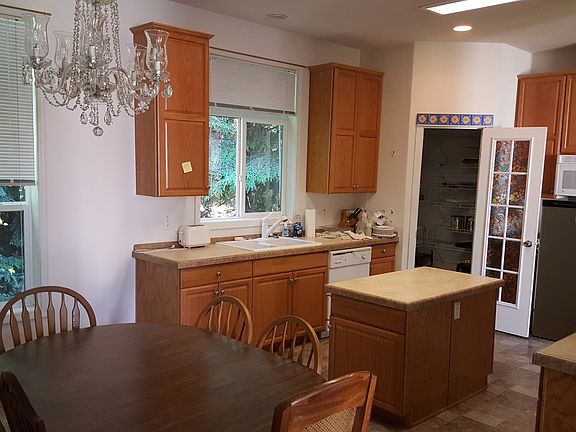4th image of 15320 NE 116th Ct