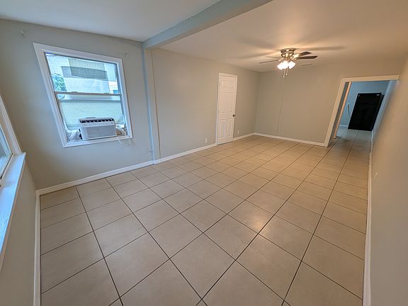 4th image of 3066 55th Ave N #3