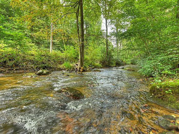 4th image of 1821 Stanley Creek Rd