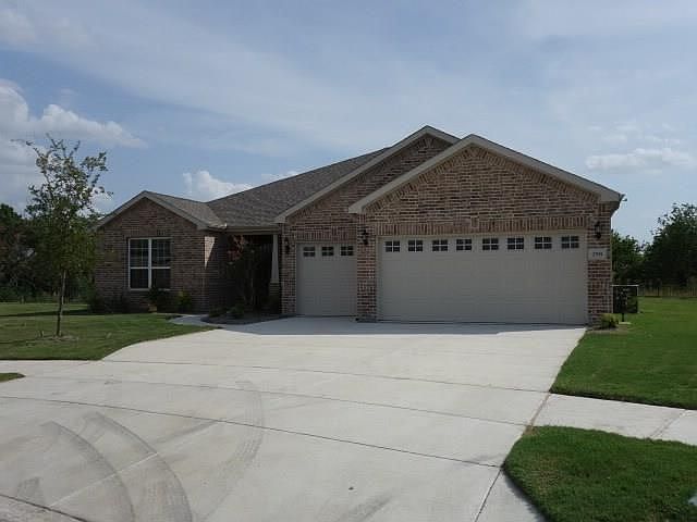 1st image of 2591 Luna Vista Ln
