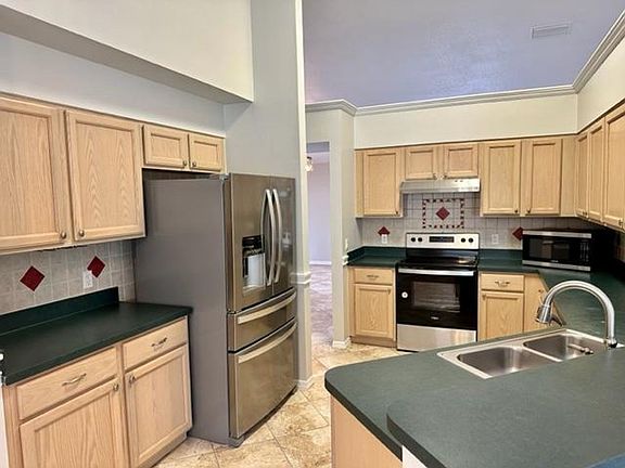2nd image of 13542 Crystal River Dr