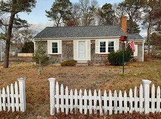 20 Scholl Ave, West Yarmouth, MA 02673