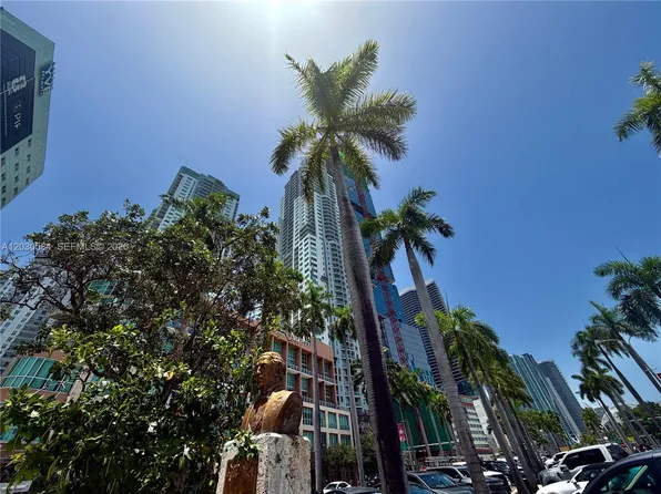 244 Biscayne Blvd, Miami, FL
