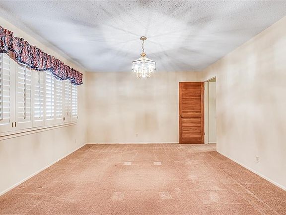 4th image of 8400 Cielo Vista Dr