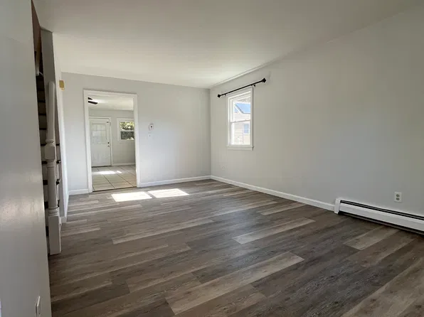 45 Server St #45, Manchester, CT 06040