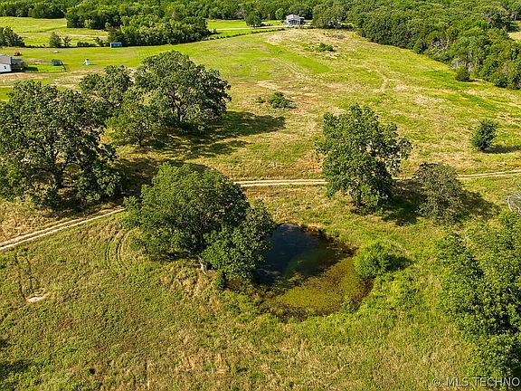 3rd image of N 3710th Rd