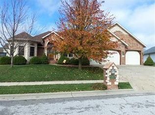 1003 E Elizabeth St, Republic, MO 65738