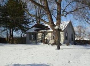 1401 E 150 N, La Porte, IN 46350