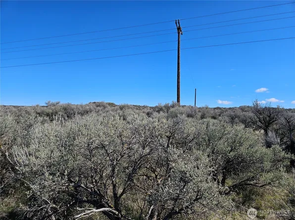 18 Thoroughbred Drive, Ephrata, WA 98823