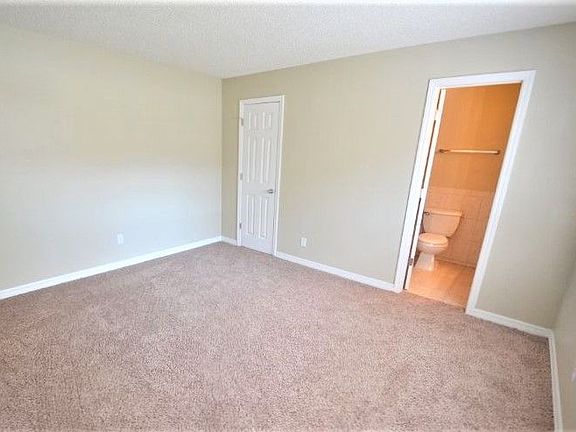 5th image of 10536 Chadbourne Dr