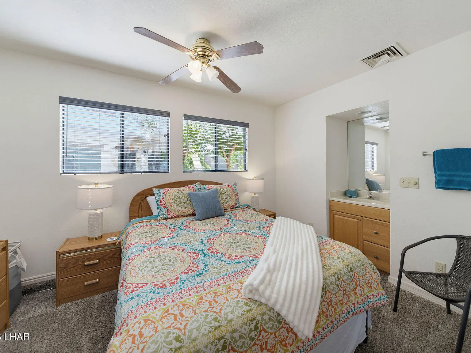 3 bed, 2.0 bath, 2083 sqft, $2,500 — Photo 3