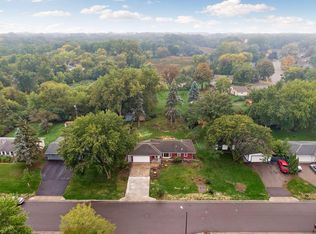 2501 80th Ave N, Brooklyn Park, MN 55444