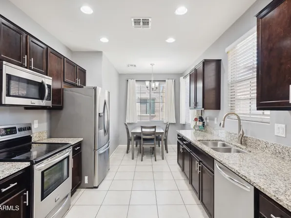 2031 N 77TH Drive, Phoenix, AZ 85035