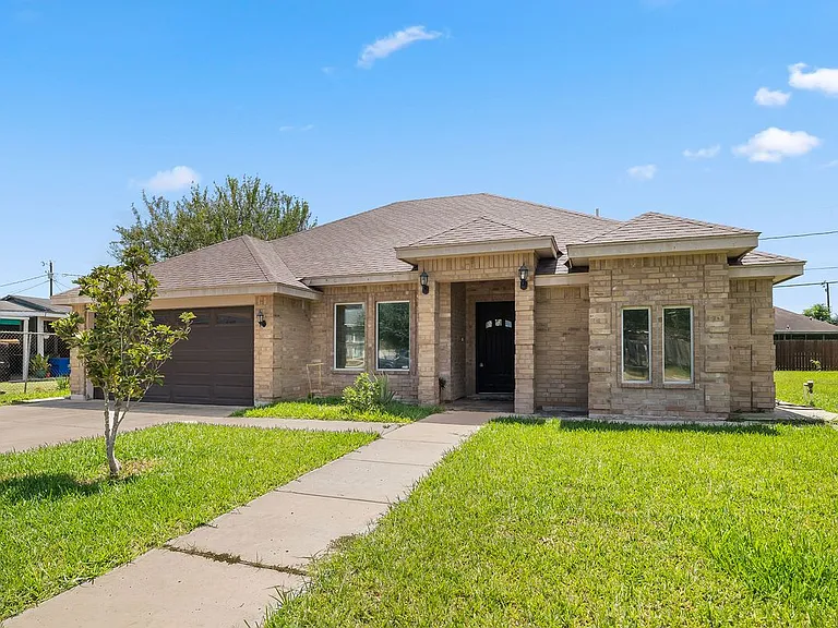 6707 S Rios St — Photo 1